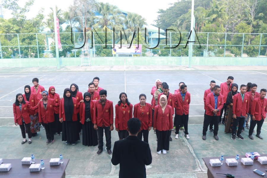 DEKAN RESMI LANTIK BADAN EKSEKUTIF MAHASISWA FKIP UNIMUDA SORONG PERIODE PERTAMA