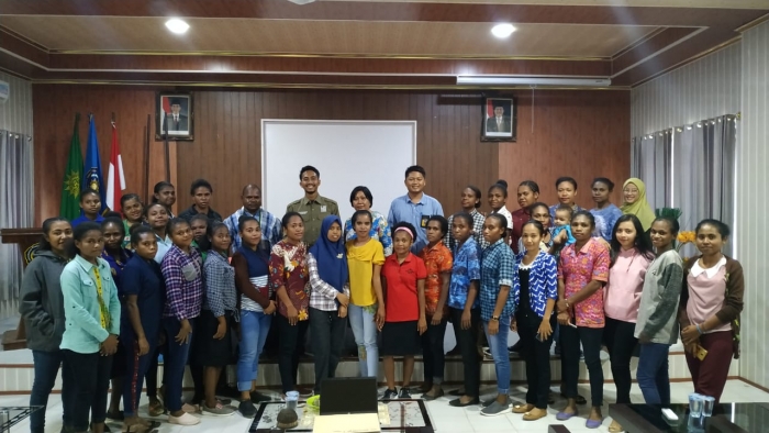 DINAS PENDIDIKAN KABUPATEN TAMBRAUW LAKUKAN MONEV KEPADA MAHASISWA PENERIMA BEASISWA PEMDA