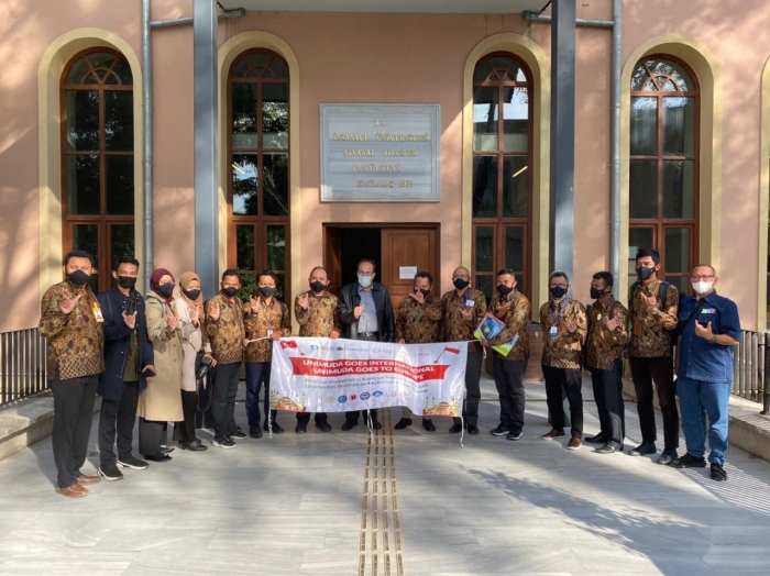 Dosen FEKSA UNIMUDA Sorong Ikuti Konferensi Internasional dan Jalin Kerja Sama di Turki