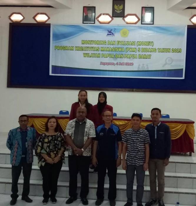 MAHASISWA PEMENANG PKM ASAL FKIP UNIMUDA SORONG IKUTI MONEV DI JAYAPURA