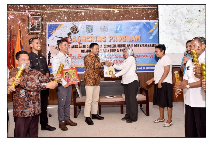PERINGATI 30 TAHUN KONVENSI PBB TENTANG HAK ANAK, UNIMUDA - UNICEF LAUNCHING PROGRAM DUKUNGAN DAVID BECKHAM FOUNDATION dan U REPORT INDONESIA